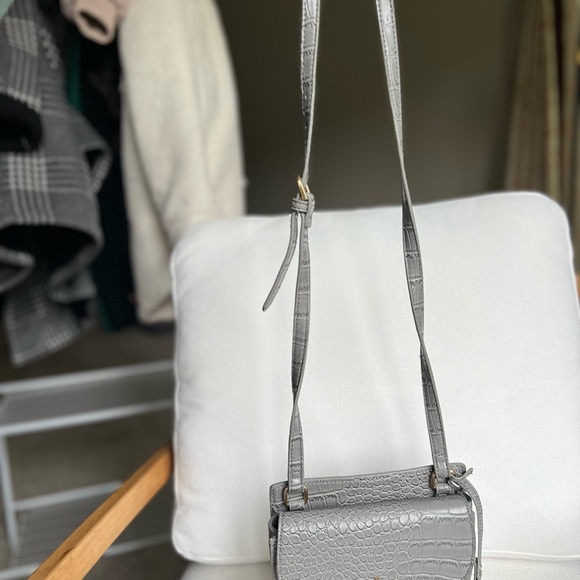 Penelope and Monica Cruz grey Crossbody Shoulder Purse Crocodile Bag - Picture 4 of 9